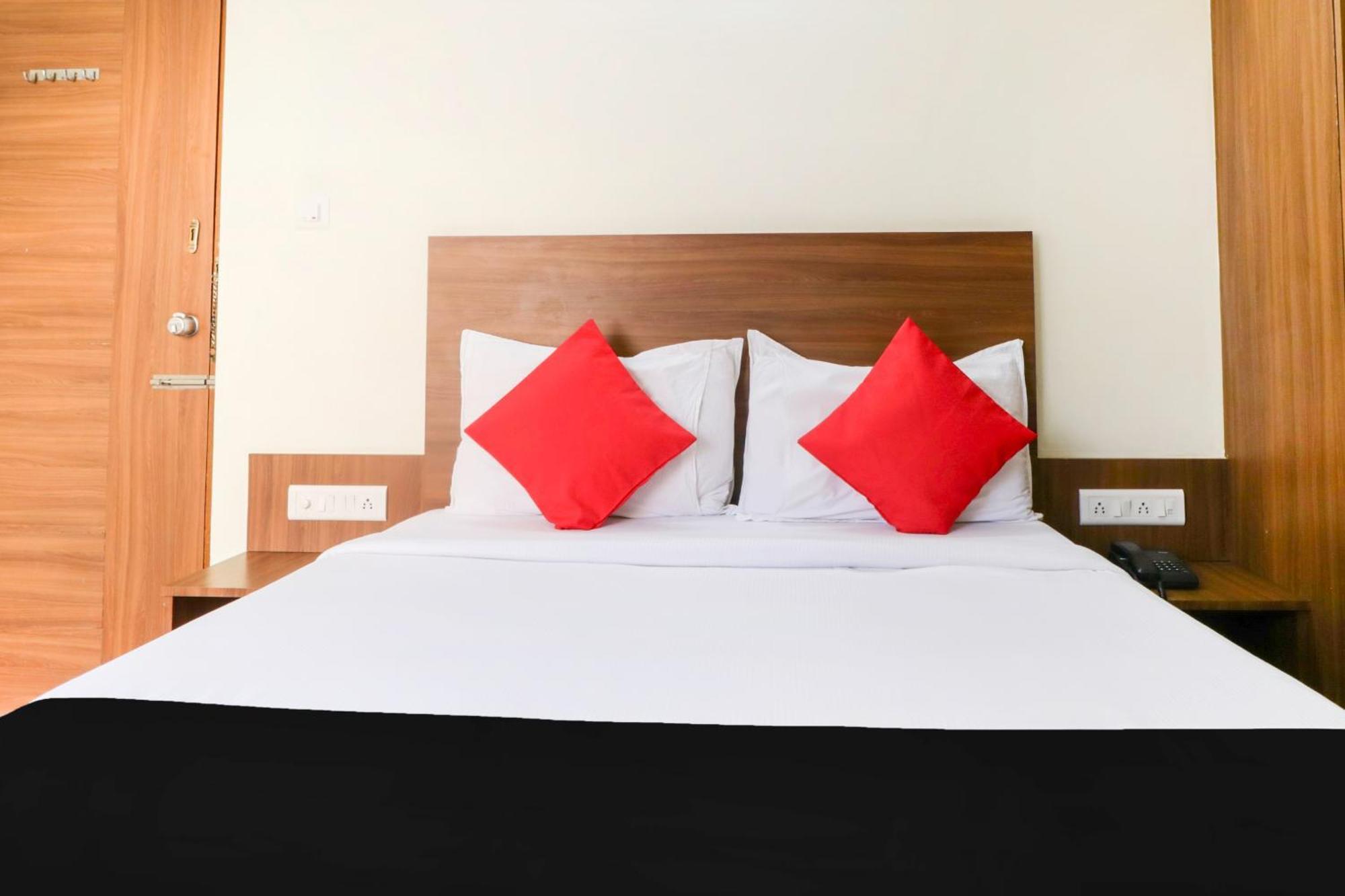 Hotel O Champion Comfort Near Hosahalli Metro Station Bangalore Eksteriør bilde