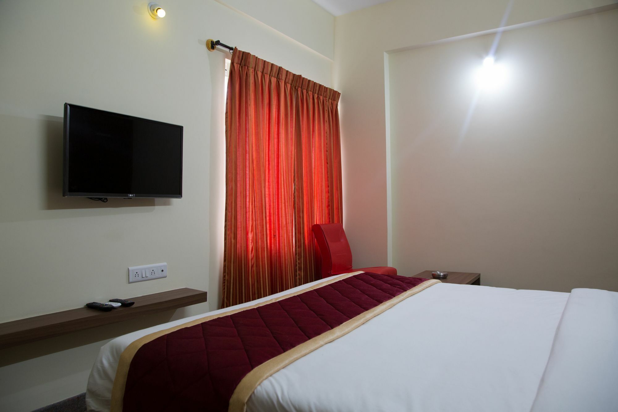 Hotel O Champion Comfort Near Hosahalli Metro Station Bangalore Eksteriør bilde