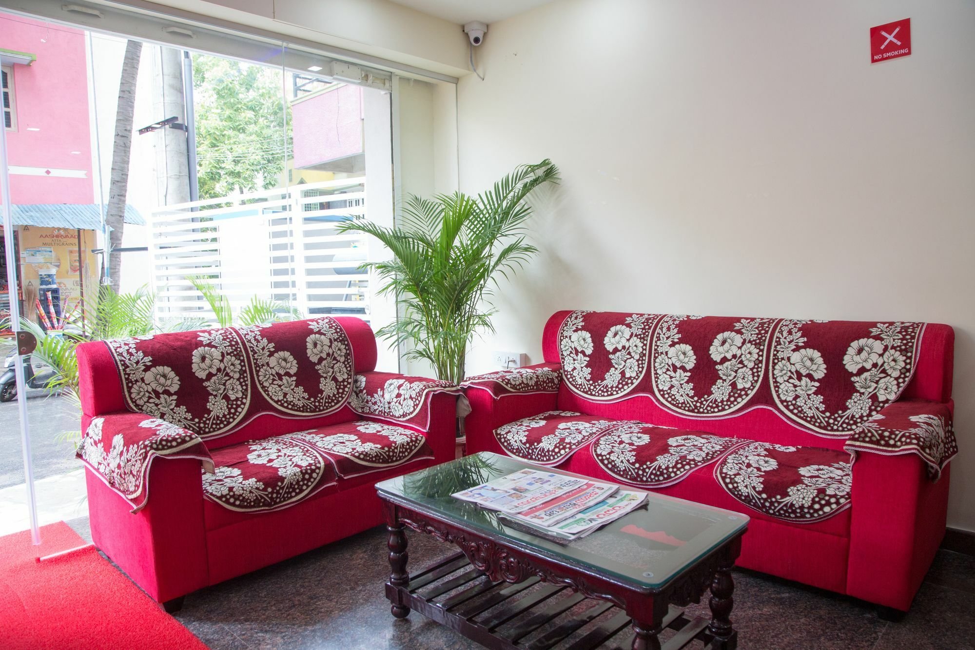 Hotel O Champion Comfort Near Hosahalli Metro Station Bangalore Eksteriør bilde